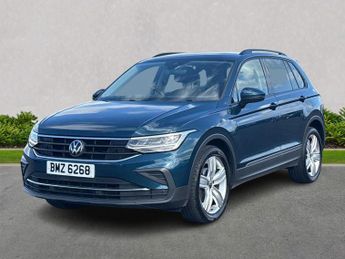 VOLKSWAGEN TIGUAN 1.5 Tsi Life Suv 5Dr Petrol Dsg Euro 6 (S/S) (150 Ps)