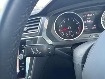 VOLKSWAGEN TIGUAN 1.5 Tsi Life Suv 5Dr Petrol Dsg Euro 6 (S/S) (150 Ps)