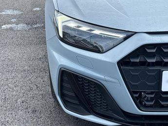 AUDI A1 1.0 Tfsi 25 Black Edition Sportback 5Dr Petrol S Tronic Euro 6 (