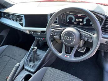 AUDI A1 1.0 Tfsi 30 S Line Sportback 5Dr Petrol S Tronic Euro 6 (S/S) (1