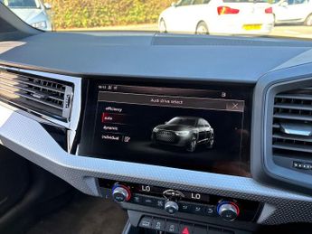 AUDI A1 1.0 Tfsi 30 S Line Sportback 5Dr Petrol S Tronic Euro 6 (S/S) (1