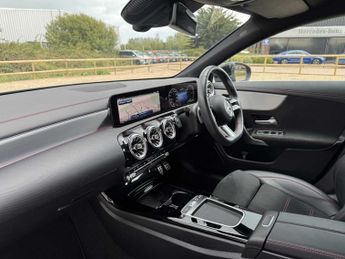 MERCEDES-BENZ CLA Cla 250E Amg Line Executive 4Dr Tip Auto