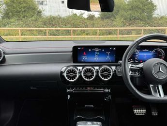 MERCEDES-BENZ CLA Cla 250E Amg Line Executive 4Dr Tip Auto