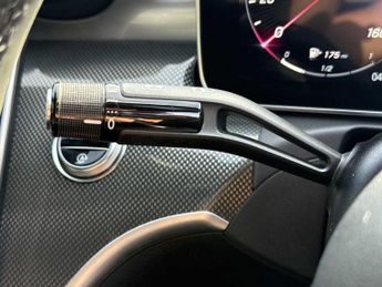 MERCEDES-BENZ C CLASS C220D Amg Line Premium 4Dr 9G-Tronic
