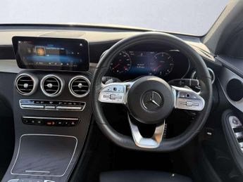 MERCEDES-BENZ GLC Glc 220D 4Matic Amg Line Premium 5Dr 9G-Tronic