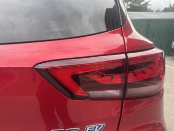 MG MOTOR UK ZS 115Kw Trophy Connect Ev Long Range73Kwh 5Dr Auto