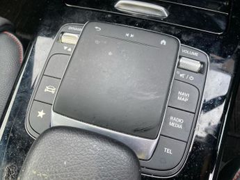 MERCEDES-BENZ A CLASS A180 Amg Line 4Dr Auto