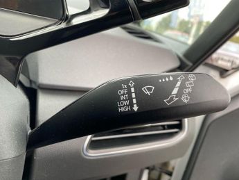 VOLKSWAGEN ID.3 150Kw Life Pro Perform 58Kwh 5Dr Auto [120Kw Ch]