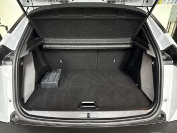PEUGEOT 2008 1.2 Gt Suv 5Dr Petrol Hybrid E-Dsc6 Euro 6 (S/S) (136 Ps)