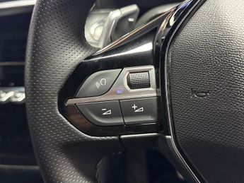PEUGEOT 2008 1.2 Gt Suv 5Dr Petrol Hybrid E-Dsc6 Euro 6 (S/S) (136 Ps)