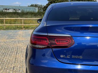 MERCEDES-BENZ GLC COUPE Glc 300 4Matic Amg Line Premium 5Dr 9G-Tronic