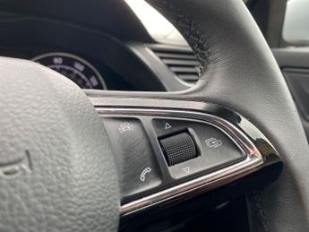 SKODA SUPERB 2.0 Tdi Se L Executive Estate 5Dr Diesel Dsg Euro 6 (S/S) (150 P