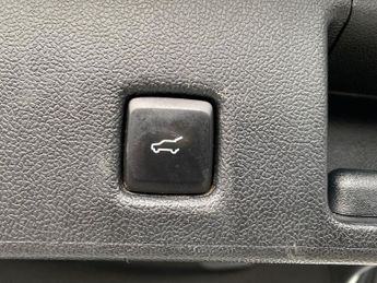 FORD KUGA 2.5 Fhev St-Line X Edition 5Dr Cvt