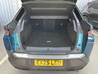 PEUGEOT 3008 1.2 Hybrid 136 Gt 5Dr E-Dsc6