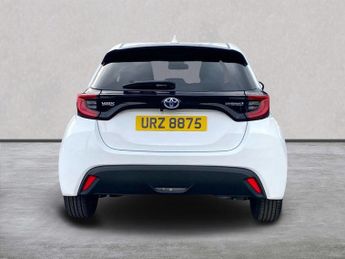 TOYOTA YARIS 1.5 Vvt-H Design Hatchback 5Dr Petrol Hybrid E-Cvt Euro 6 (S/S) 