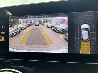 MERCEDES-BENZ EQA Eqa 350 4Matic 215Kw Amg Line 66.5Kwh 5Dr Auto