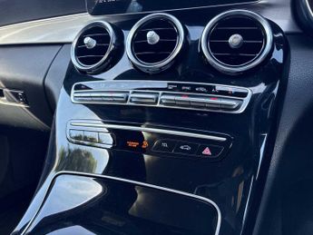 MERCEDES-BENZ C CLASS C220D Amg Line Premium Plus 4Dr 9G-Tronic