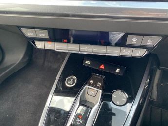 AUDI Q4 150Kw 40 82Kwh S Line 5Dr Auto [Leather/Tech Pack]