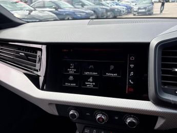 AUDI A1 1.5 Tfsi 35 S Line Sportback 5Dr Petrol S Tronic Euro 6 (S/S) (1