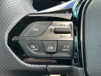 PEUGEOT 408 1.6 Plug-In Hybrid 225 Gt 5Dr E-Eat8
