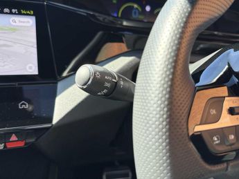 PEUGEOT 408 1.6 Plug-In Hybrid 225 Gt 5Dr E-Eat8