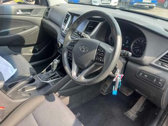 HYUNDAI TUCSON 1.7 Crdi Blue Drive Se Nav 5Dr 2Wd Dct
