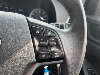HYUNDAI TUCSON 1.7 Crdi Blue Drive Se Nav 5Dr 2Wd Dct