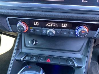 AUDI Q3 1.5 Tfsi Cod 35 S Line Suv 5Dr Petrol S Tronic Euro 6 (S/S) (150