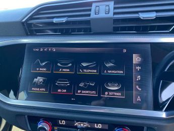 AUDI Q3 1.5 Tfsi Cod 35 S Line Suv 5Dr Petrol S Tronic Euro 6 (S/S) (150
