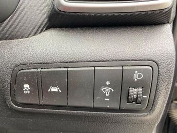 HYUNDAI TUCSON 1.6 T-Gdi Se Nav Suv 5Dr Petrol Dct Euro 6 (S/S) (177 Ps)