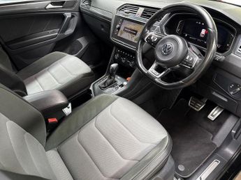 VOLKSWAGEN TIGUAN 2.0 Tdi R-Line Tech Suv 5Dr Diesel Dsg Euro 6 (S/S) (150 Ps)