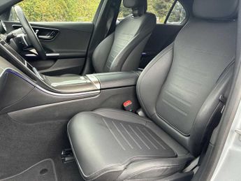 MERCEDES-BENZ C CLASS C200 Amg Line 4Dr 9G-Tronic