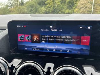 MERCEDES-BENZ GLA Gla 200 Sport Executive 5Dr Auto