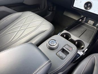 FORD MUSTANG MACH-E Standard Range 70kWh SUV 5dr Electric Automatic (269 ps)