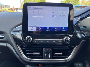 FORD FIESTA 1.0T Ecoboost Gpf Titanium Hatchback 5Dr Petrol Auto Euro 6 (S/S