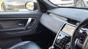 LAND ROVER DISCOVERY SPORT 2.0 D180 R-Dynamic Se 5Dr Auto