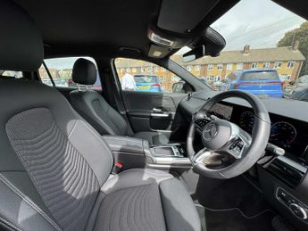 MERCEDES-BENZ GLA Gla 180 Sport Edition 5Dr Auto