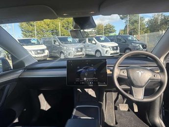 TESLA MODEL Y Long Range Awd 5Dr Auto