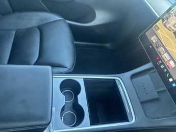 TESLA MODEL Y Long Range Awd 5Dr Auto