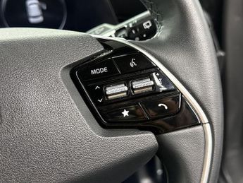 KIA NIRO Niro 150Kw 2 Nav 65Kwh 5Dr Auto Estate