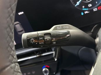 KIA NIRO Niro 150Kw 2 Nav 65Kwh 5Dr Auto Estate