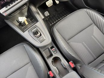 RENAULT CAPTUR 1.8 E-Tech Esprit Alpine Suv 5Dr Petrol Hybrid Auto Euro 6 (S/S)