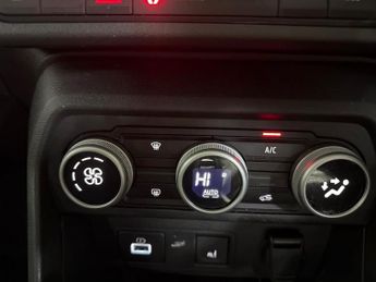 DACIA JOGGER 1.6 Hybrid Extreme Mpv 5Dr Petrol Hybrid Auto Euro 6 (S/S) (140 