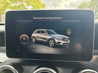 MERCEDES-BENZ GLC Glc 250D 4Matic Amg Line Prem Plus 5Dr 9G-Tronic