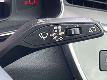 AUDI A6 40 Tdi S Line 5Dr S Tronic [Tech Pack]