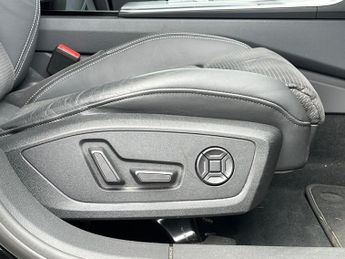 AUDI A6 40 Tdi S Line 5Dr S Tronic [Tech Pack]