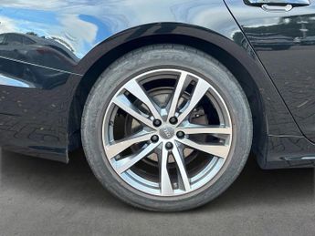 AUDI A6 40 Tdi S Line 5Dr S Tronic [Tech Pack]