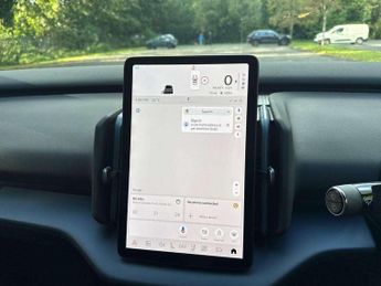VOLVO EX30 200kW SM Extended Range Plus 69kWh 5dr Auto