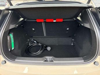 VOLVO EX30 200Kw Sm Extended Range Plus 69Kwh 5Dr Auto