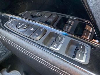 KIA E-NIRO 150Kw 3 64Kwh 5Dr Auto